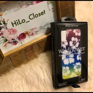 NWT Wildflower iPhone Xs / X Phone Case
